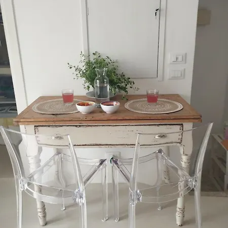 Nido - Helles Nichtraucher Design-studio In Appartement Ostuni