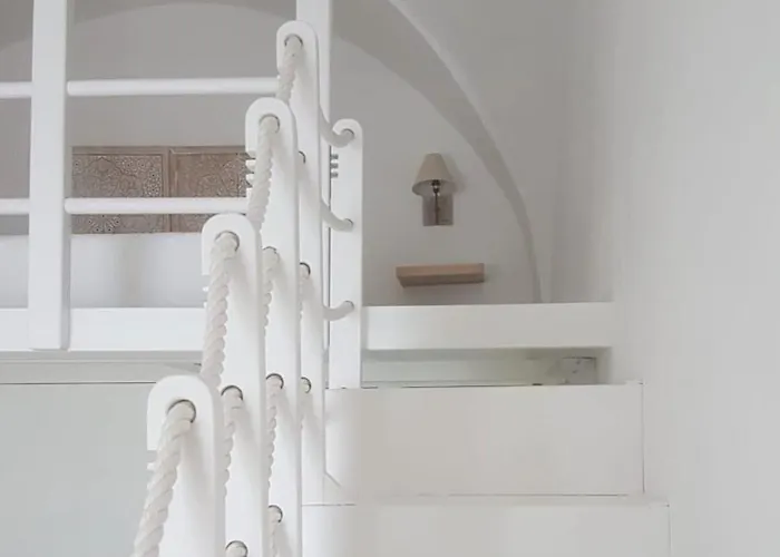 アパート Nido - Helles Design-studio In オストゥーニ